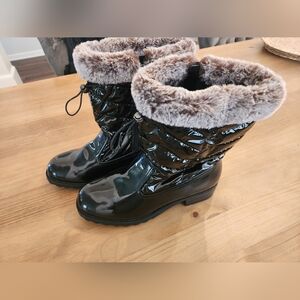 Bryce trotters boots Black Patent color size 9w